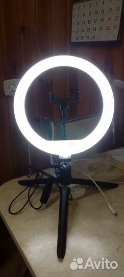 Кольцевая лампа со штативом для съемки новая