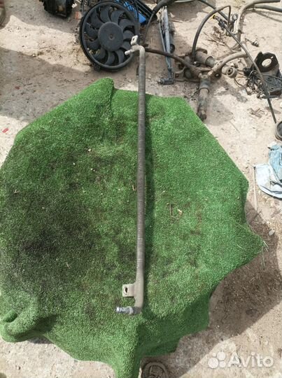 Радиатор гура Volkswagen Transporter Т4 2.4 AAB