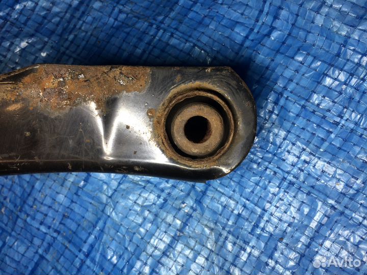 Рычаг задний левый Mazda CX7 2010 под пружину