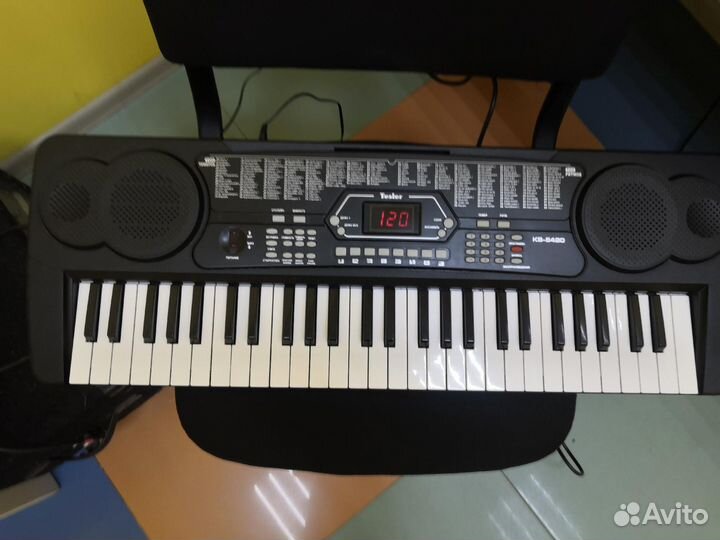 Синтезатор Tesler KB-5420