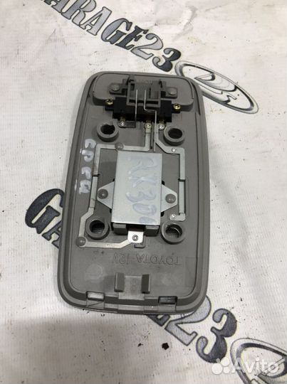 Плафон освещения салона Lexus Rx 300