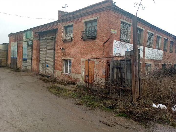 Гараж, > 30 м²