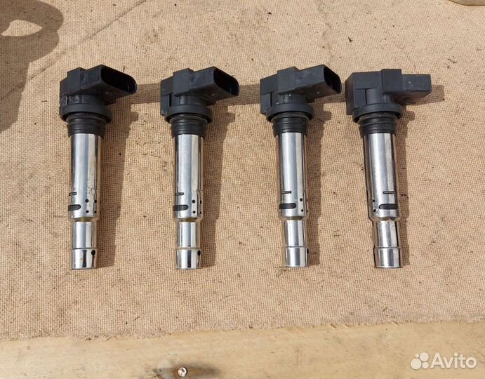 Катушка зажигания Фольксваген Поло 1,6 105лс CFN