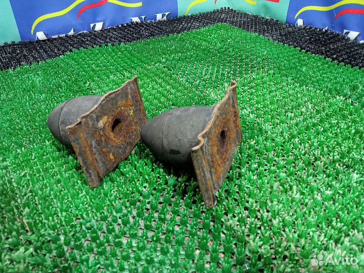 Отбойник Mitsubishi L200