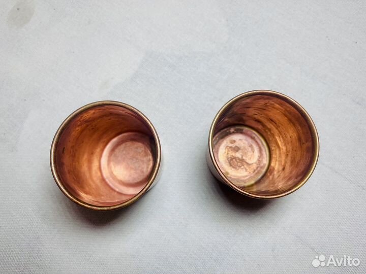 Бутылка и стаканы из меди Индия