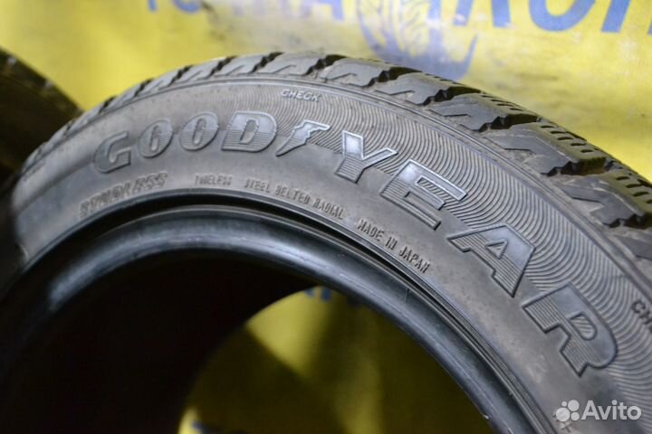 Goodyear Ice Navi Zea 215/55 R17