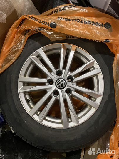 Колеса зимние VAG 215/65/R16 Blizzak DM-V2