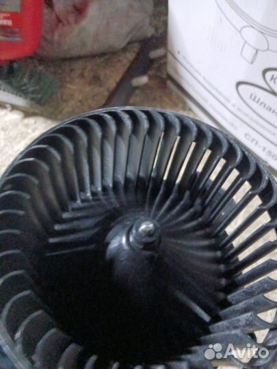 Моторчик печки Mercedes ML 350