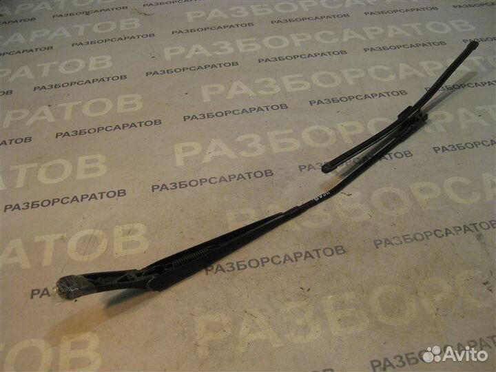 Поводок стеклоочистителя передний правый Skoda