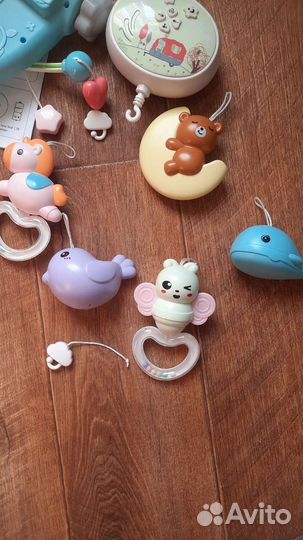 Мобиль на кроватку с проектором