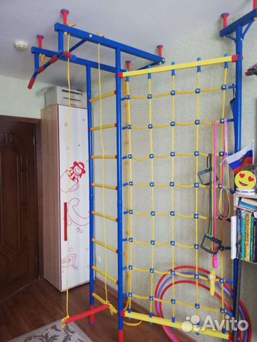 Детская спортивная стенка