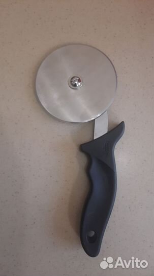 Нож для пиццы 10см