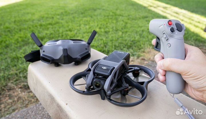 Квадрокоптер DJI Avata Pro-View Combo