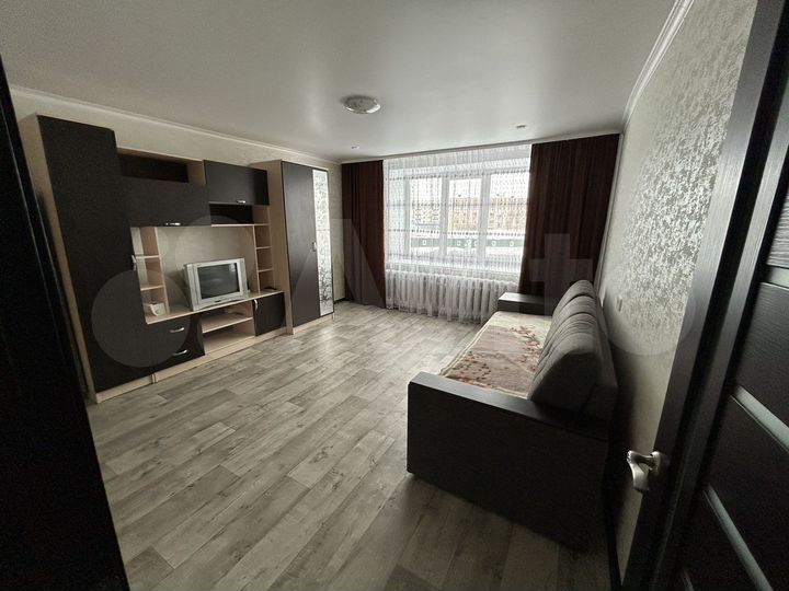 1-к. квартира, 35 м², 5/5 эт.