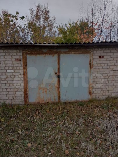 Гараж, > 30 м²