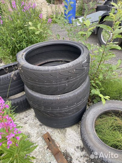 Accelera 651 245/45 R20