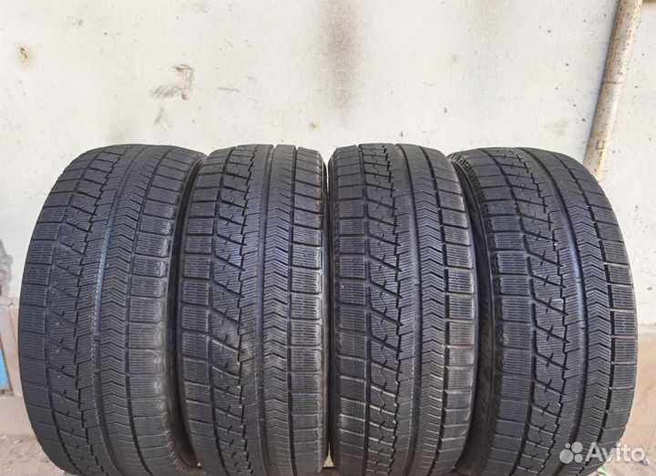 Bridgestone Blizzak VRX 225/45 R17 88T