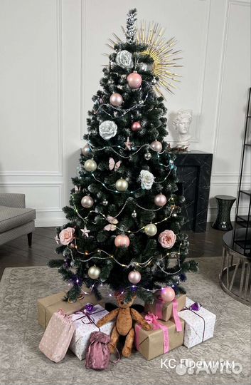 Ёлка-на полу ни одной иголки