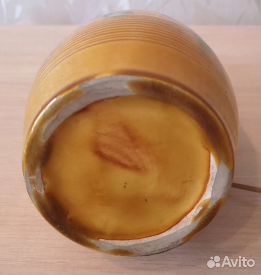 Ваза янтарного цвета, СССР