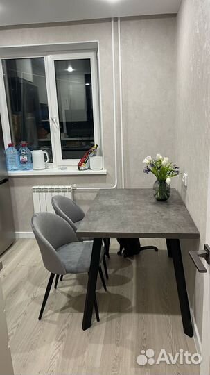 Кухонный стол