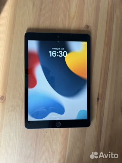 iPad 9 64gb WiFi + Cellular