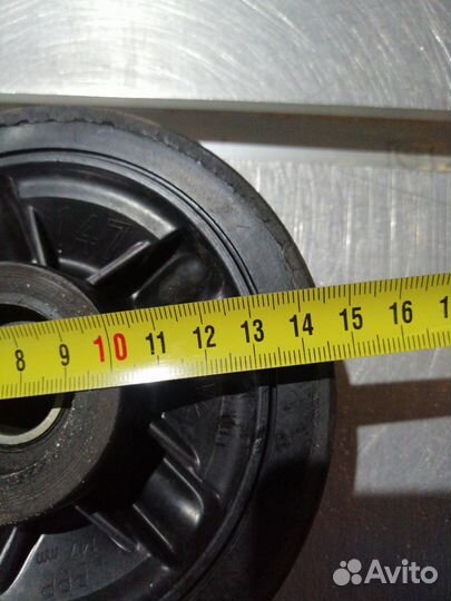 Ролики для снегохода