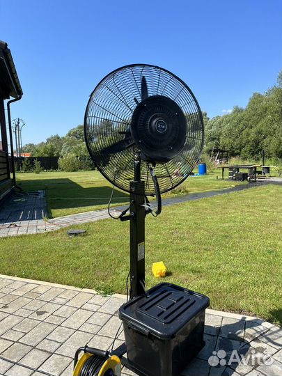 Вентилятор напольный с увлажнителем