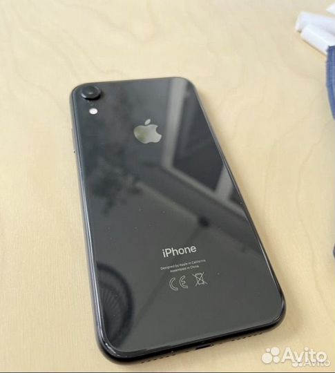 Телефон iPhone хр