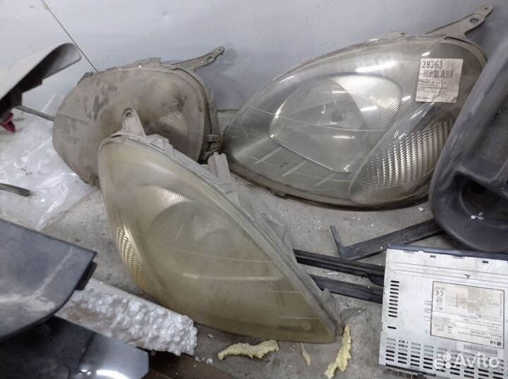 Запчасти на toyota vitz