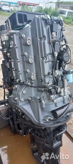 Лодочный мотор Suzuki 175