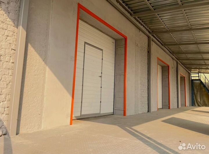 Гаражные секционные ворота с доставкой