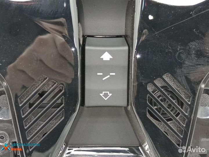 Фонарь салона (плафон) BMW 1 F40 2020 61315A784C1