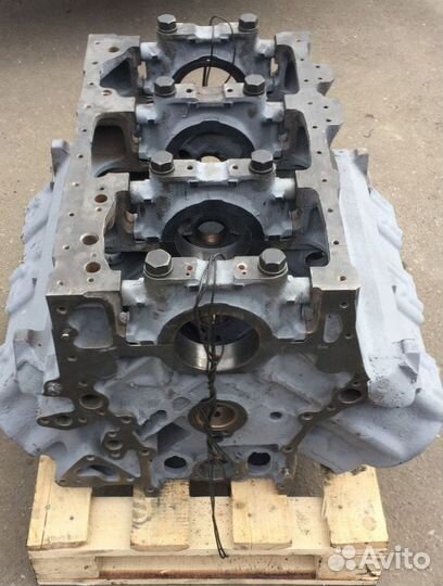 Блок цилиндров ямз-236 с./о