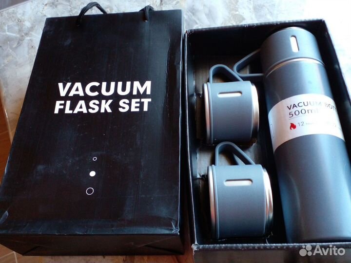 Термос для горячих и холодных напитков