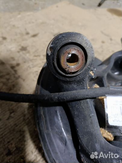 Кулак поворотный Honda Accord CU2 задний правый