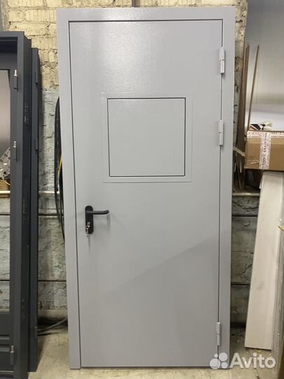 Двери входные противопожарные / технические
