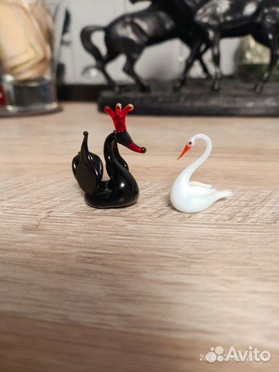 Стеклянные фигурки