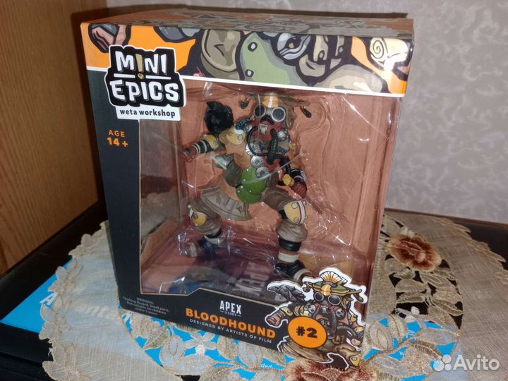 Apex Legends фигурка Bloodhound
