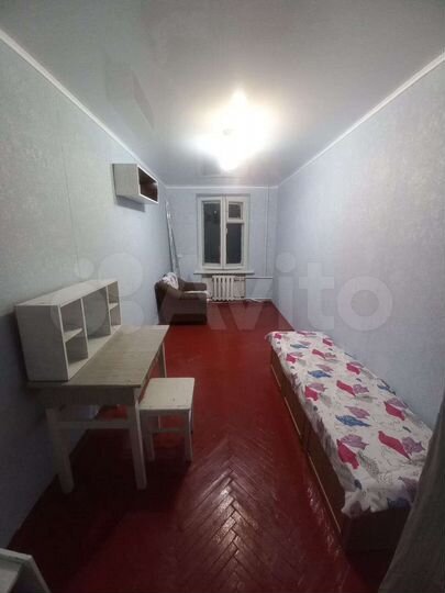 Комната 12 м² в 5-к., 2/4 эт.