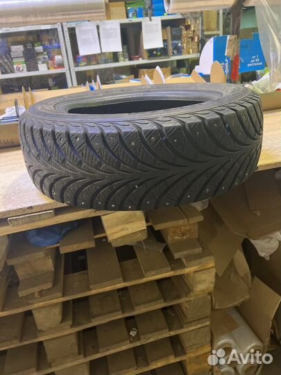 Sava Eskimo Stud 185/60 R15 88T