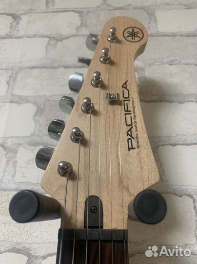 Электрогитара yamaha pacifica с комбом roland