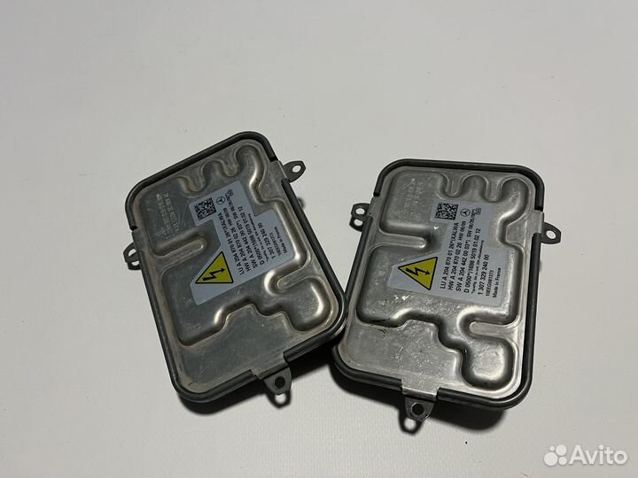 Блок розжига ксенона фары Mercedes W204 W221 S221