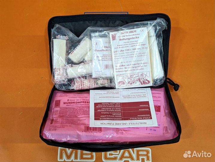 Аптечка автомобильная w203 C-class 612.962 2001