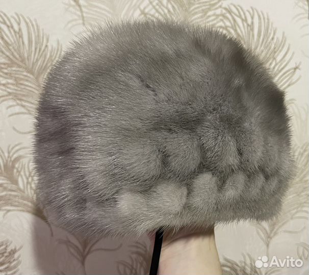 Берет женский норковый