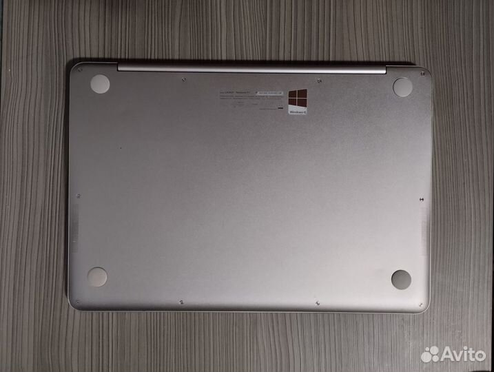 Ультрабук Asus Zenbook UX305F M-5Y10C 8Gb SSD256