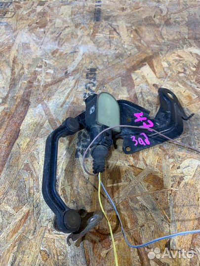 Датчик положения кузова задний Audi А6 C6