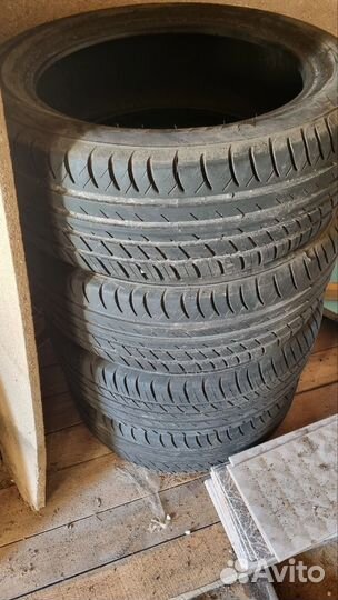 Viatti Strada Asimmetrico 215/50 R17 91V