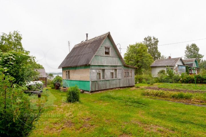 Дача 50 м² на участке 10 сот.