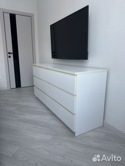Комод +две тумбы