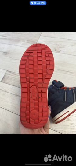 Кроссовки на мальчика